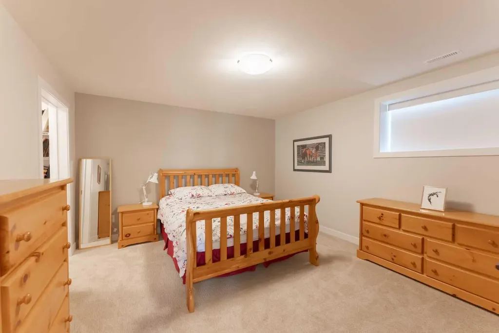 1060 Caledonia Place W Lethbridge AB T1J 5W1