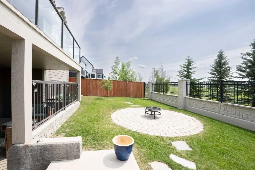 1060 Caledonia Place W Lethbridge AB T1J 5W1