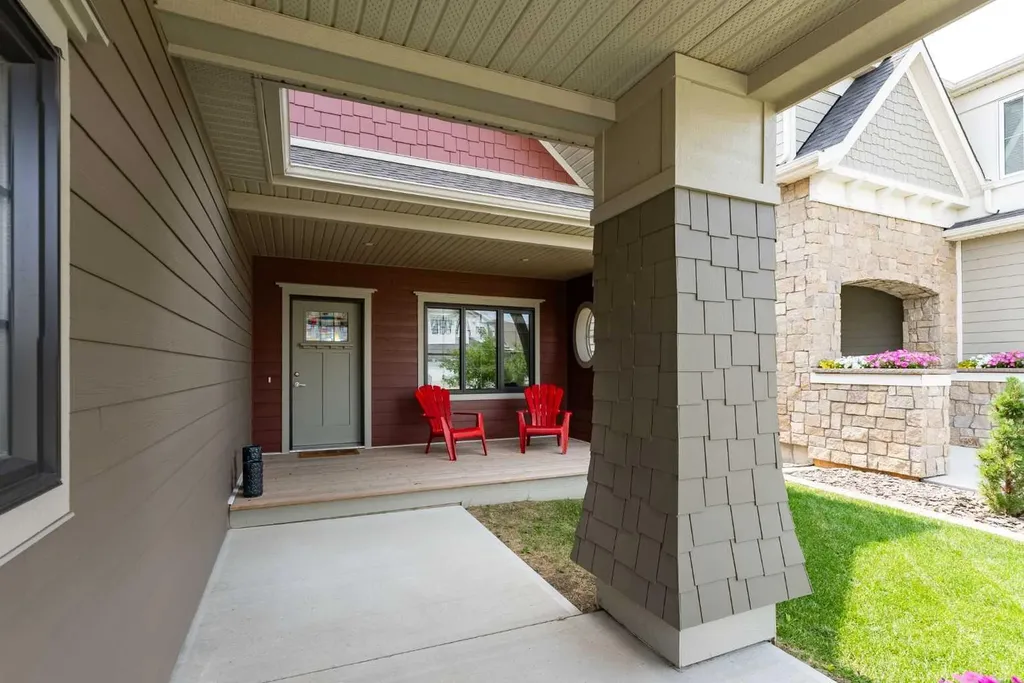 1060 Caledonia Place W Lethbridge AB T1J 5W1