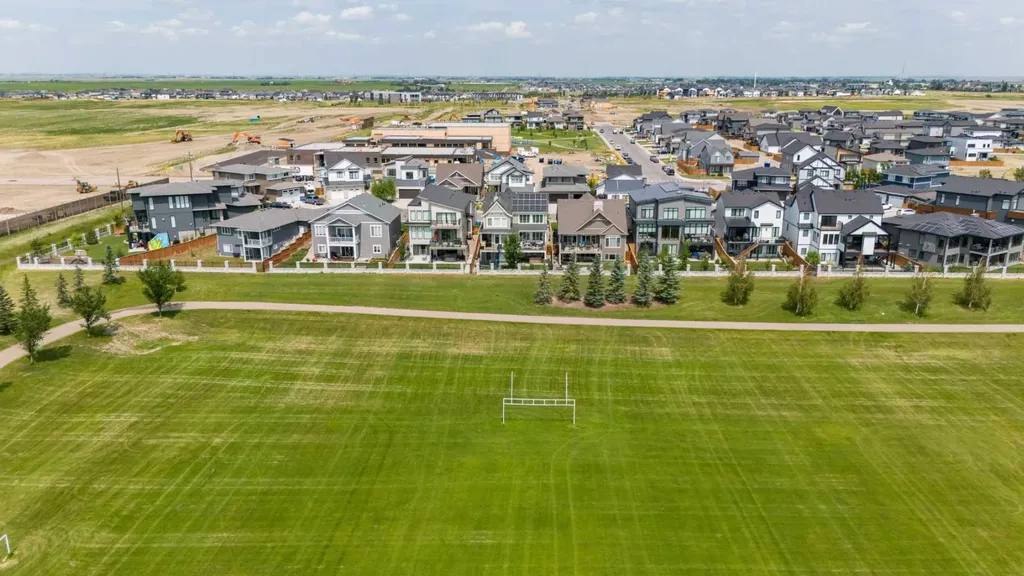 1060 Caledonia Place W Lethbridge AB T1J 5W1