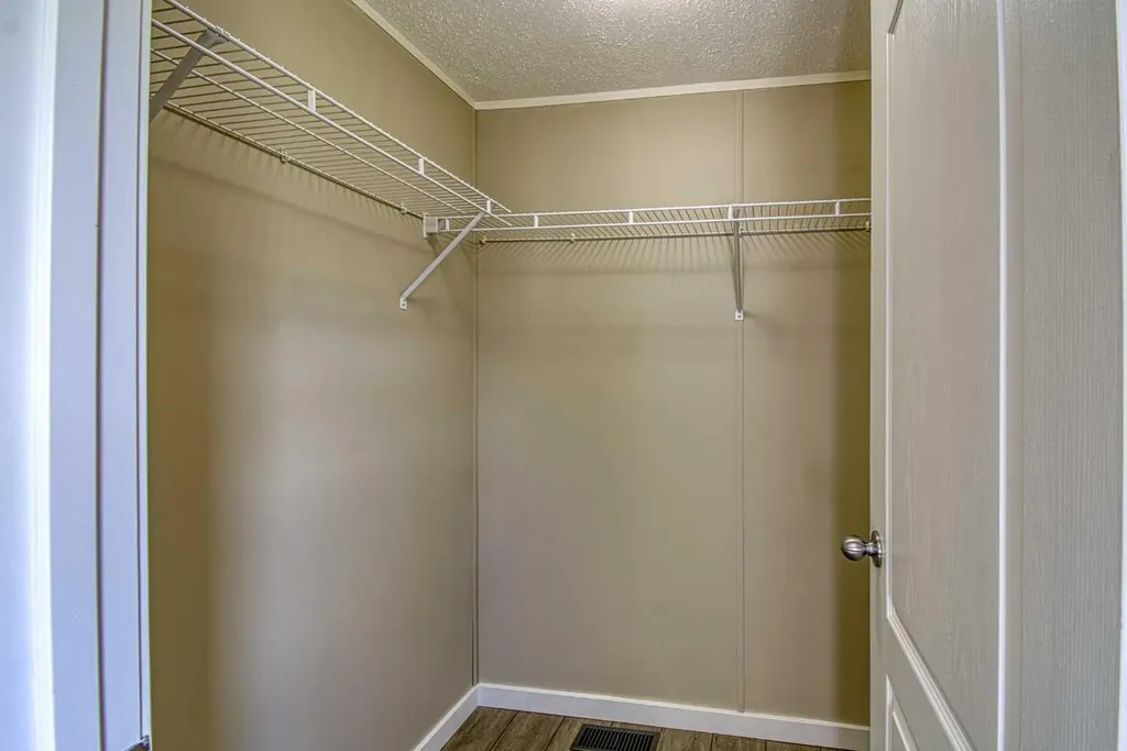 9507 108b Avenue Clairmont AB T8X 5B5