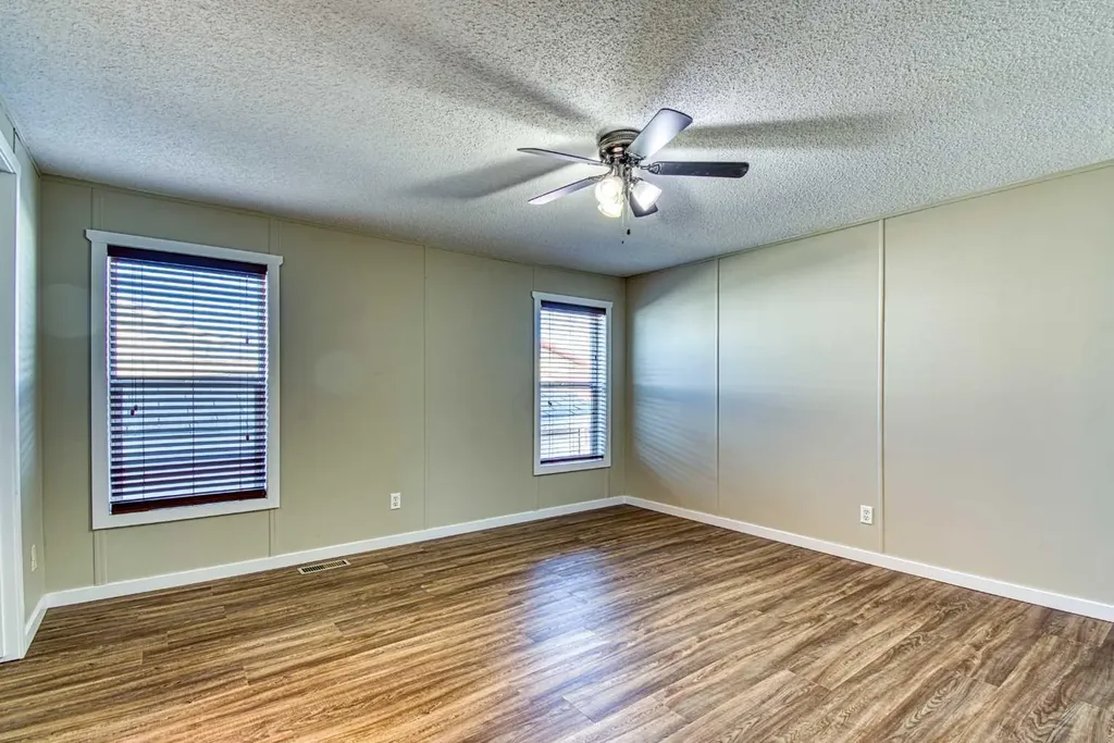 9507 108b Avenue Clairmont AB T8X 5B5
