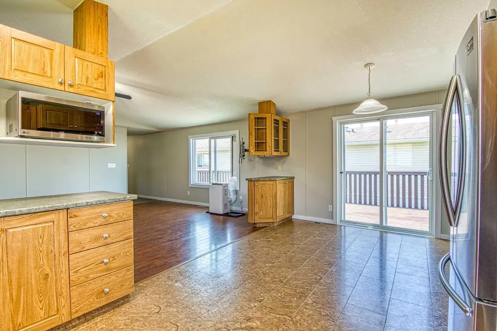 9507 108b Avenue Clairmont AB T8X 5B5