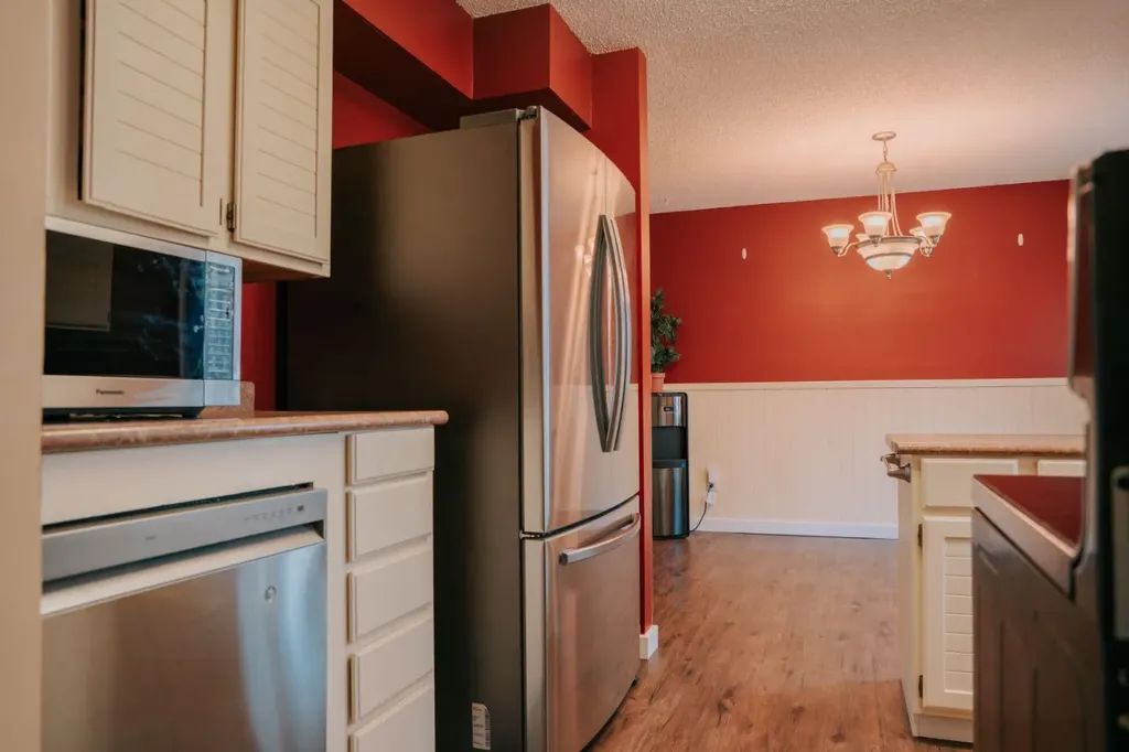 1026 18 Avenue Wainwright AB T9W 1K2