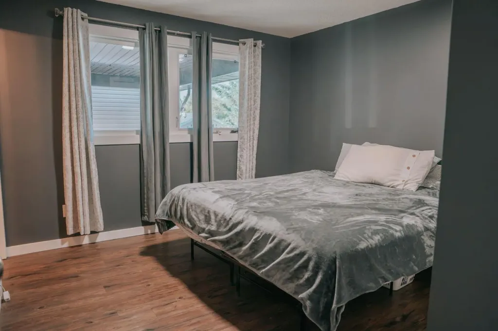 1026 18 Avenue Wainwright AB T9W 1K2
