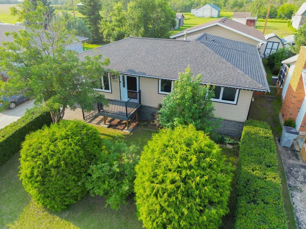 1026 18 Avenue Wainwright AB T9W 1K2