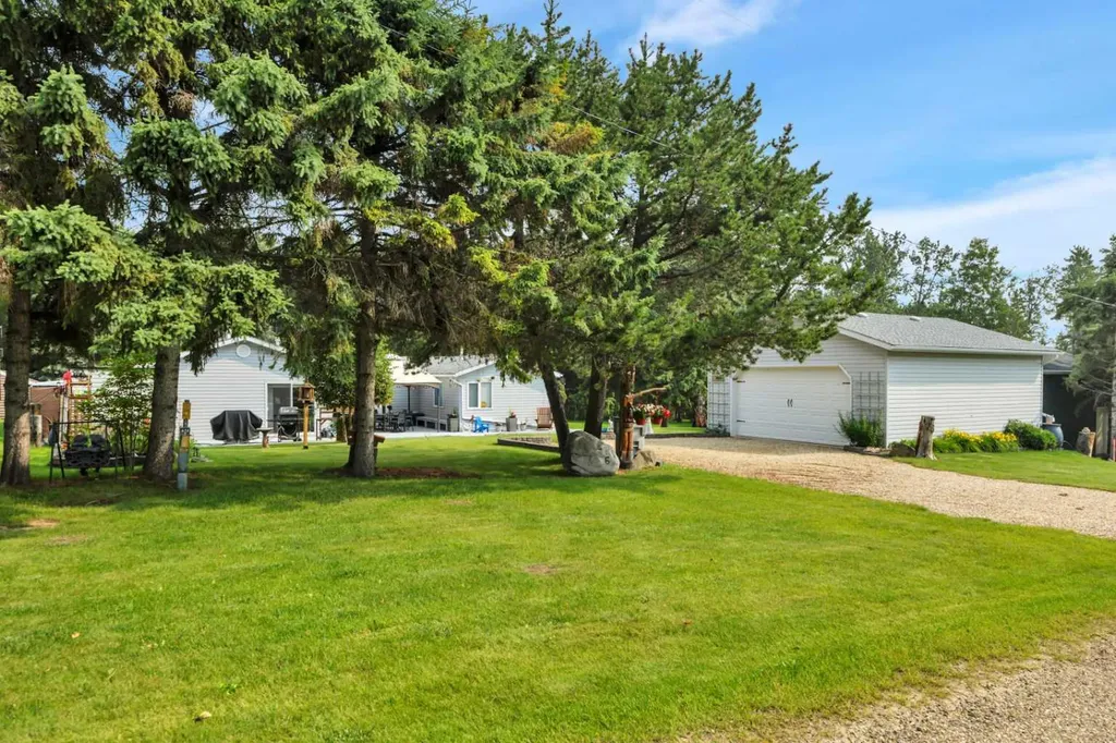 76 Buskmose Drive Grandview AB T0C 2C0