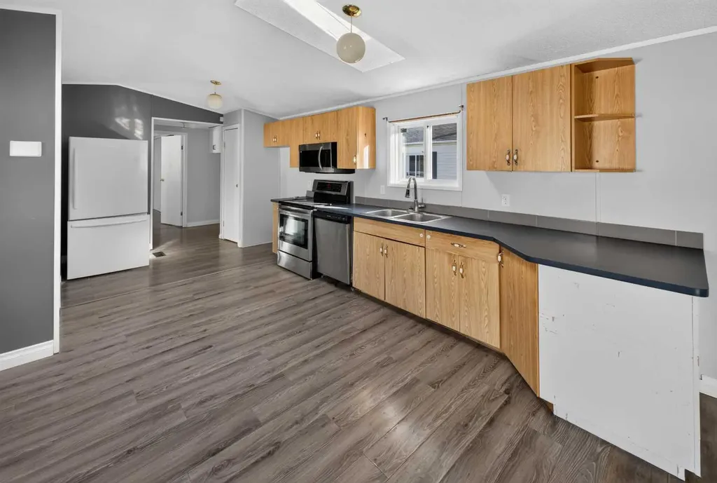 138 Couture Lane Fort Mcmurray AB T9K 1X3