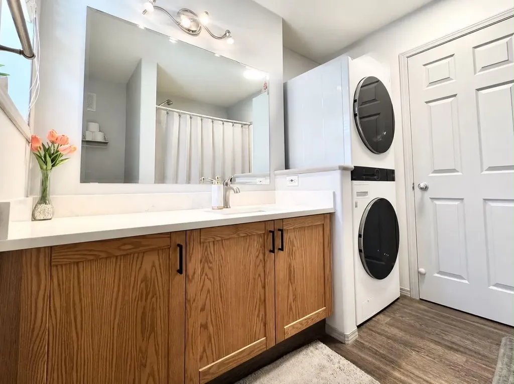 8833 67 Avenue Grande Prairie AB T8W 2X9