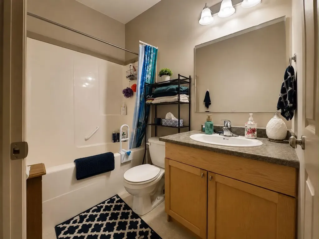 8833 67 Avenue Grande Prairie AB T8W 2X9
