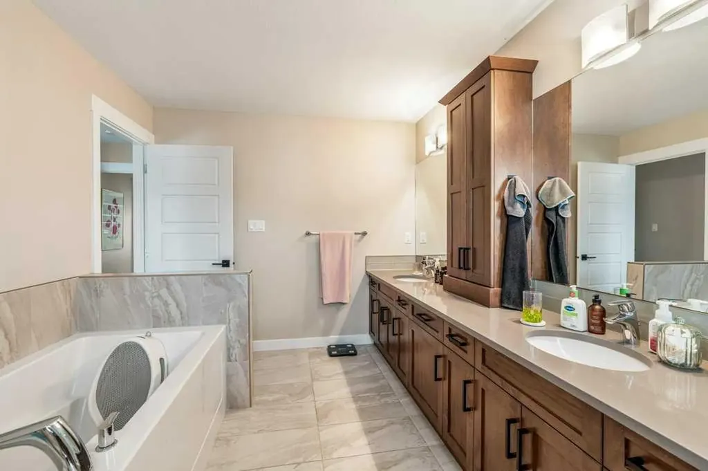 855 Miners Boulevard W Lethbridge AB T1J 5B9