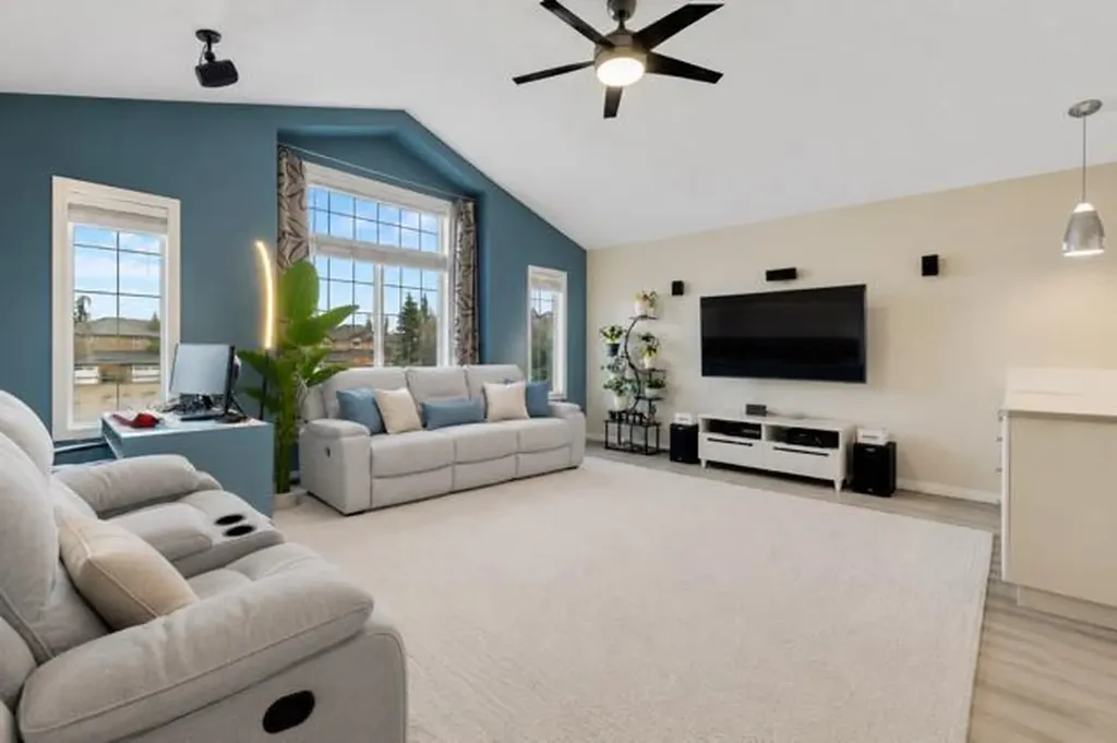 92 Cranleigh Close SE Calgary AB t3m1h6