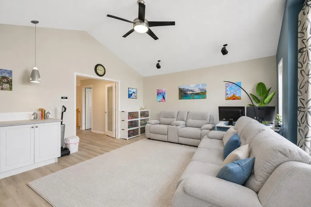 92 Cranleigh Close SE Calgary AB t3m1h6