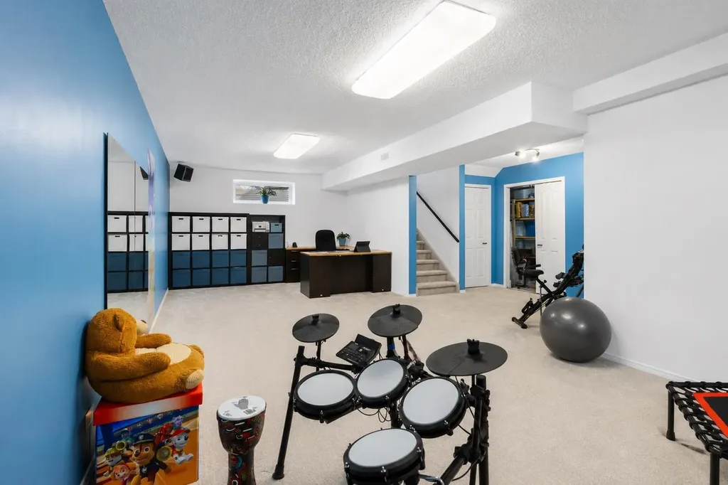 92 Cranleigh Close SE Calgary AB t3m1h6