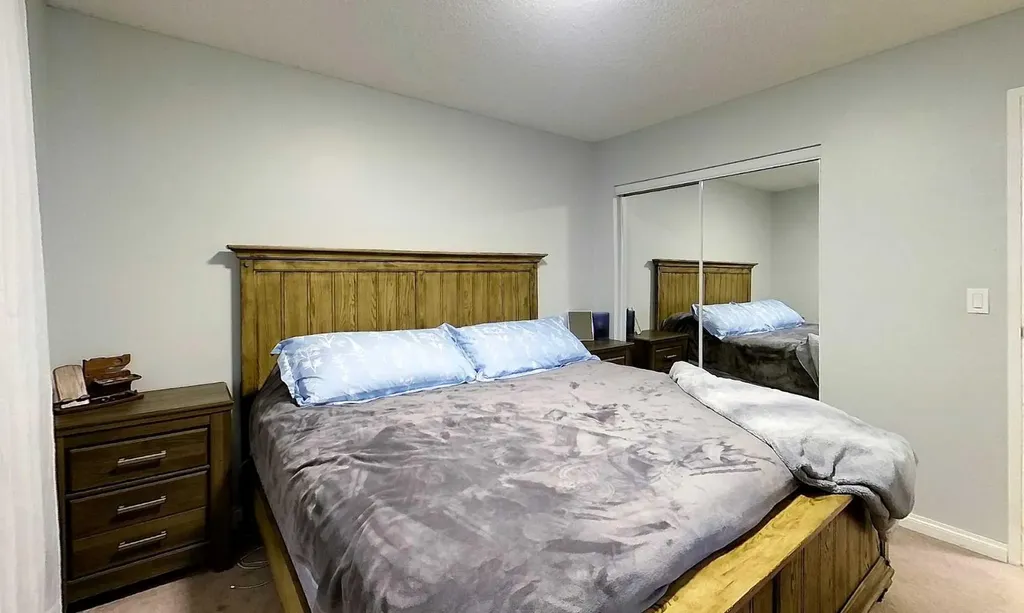1402 Edson Drive Edson AB T7E 1H6