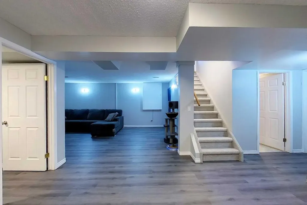 1402 Edson Drive Edson AB T7E 1H6