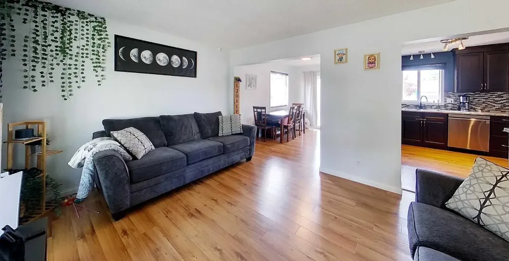 1402 Edson Drive Edson AB T7E 1H6