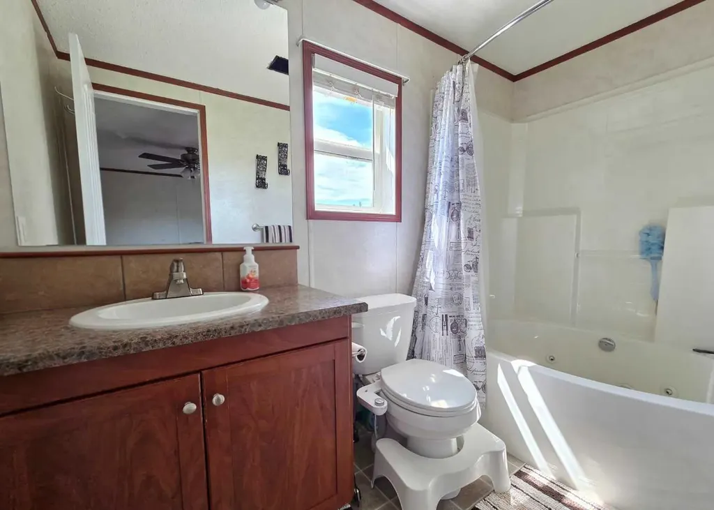 10615 88 Street Grande Prairie AB T8X 1P5