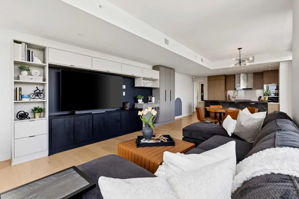 118 Waterfront Court SW Calgary AB T2P1K8
