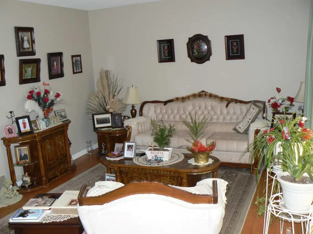 4844 57 Avenue High Prairie AB T0G 1E0