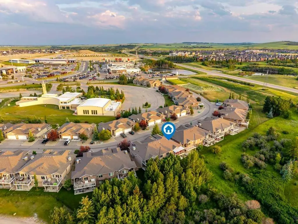 61 River Heights View Cochrane AB T4C0E6