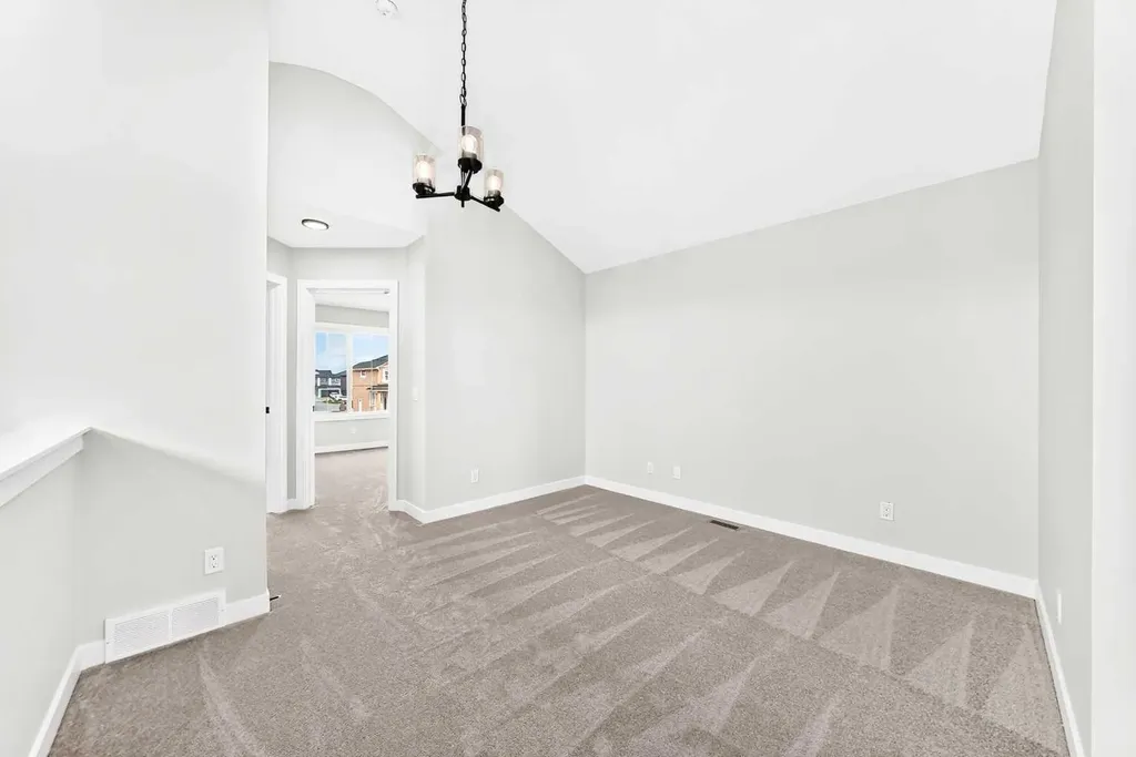 186 Lanark Gate SE Airdrie AB T4A 3R7