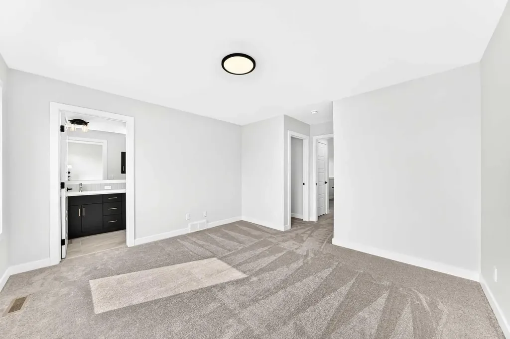 186 Lanark Gate SE Airdrie AB T4A 3R7