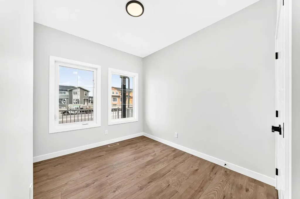186 Lanark Gate SE Airdrie AB T4A 3R7