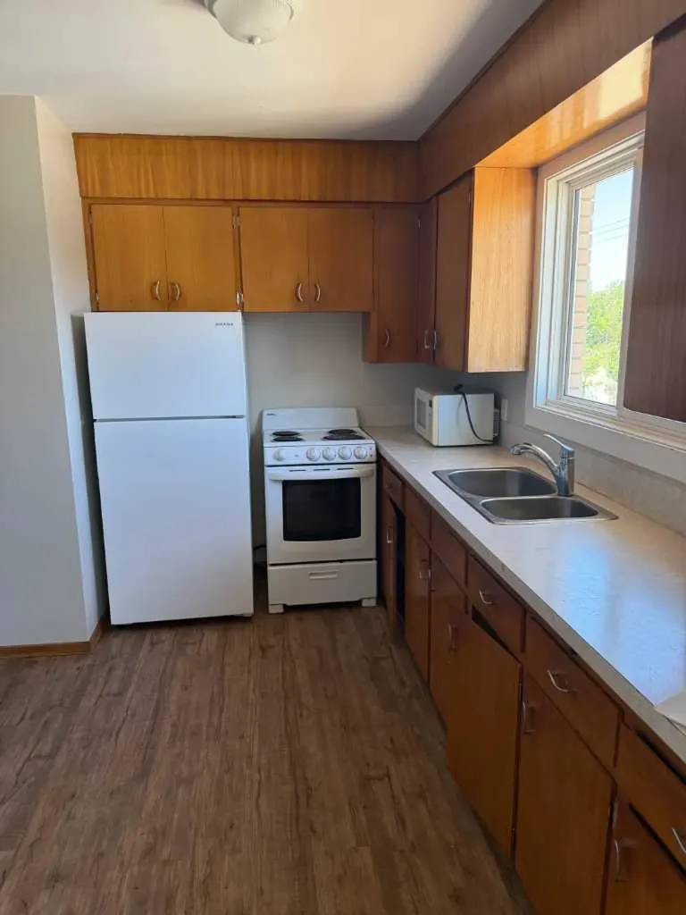 4731 50 Avenue Taber AB T1G 1H1