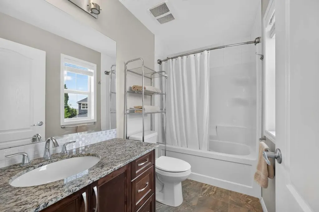 131 Cranarch Crescent SE Calgary AB T3M 2J2