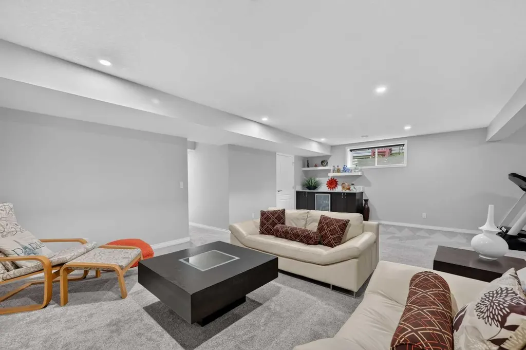131 Cranarch Crescent SE Calgary AB T3M 2J2