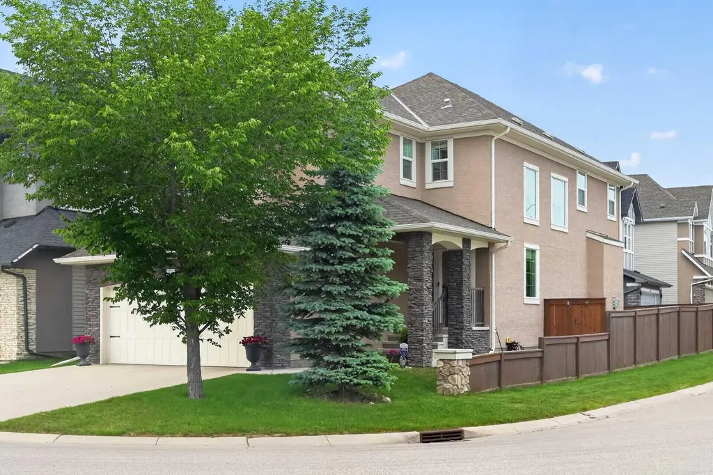 131 Cranarch Crescent SE Calgary AB T3M 2J2