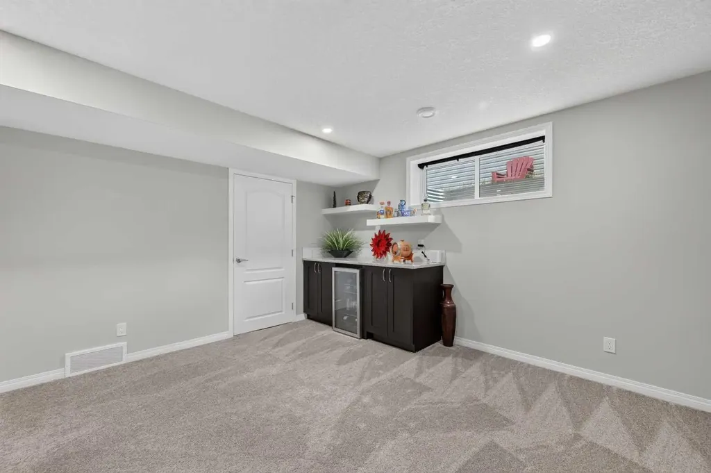 131 Cranarch Crescent SE Calgary AB T3M 2J2