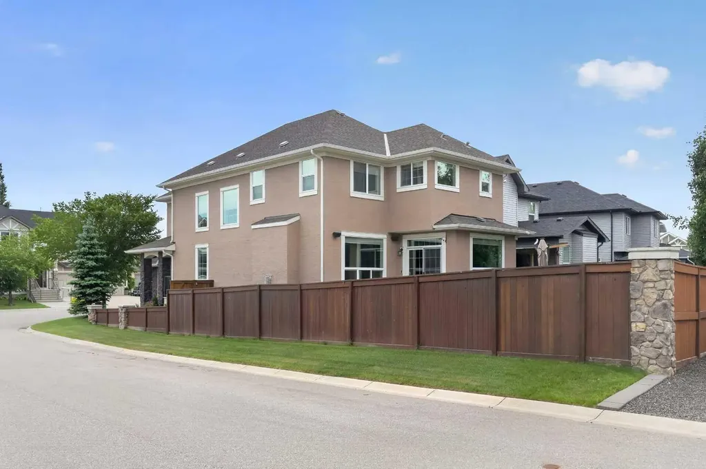 131 Cranarch Crescent SE Calgary AB T3M 2J2