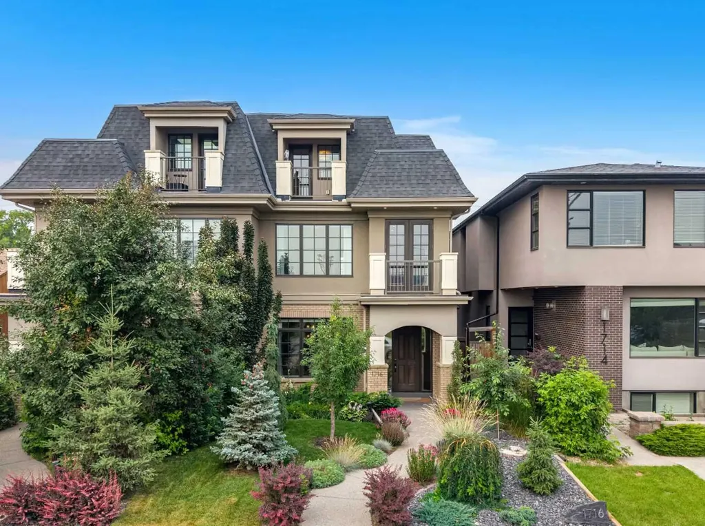 1716 50 Avenue SW Calgary AB T2T 2W1