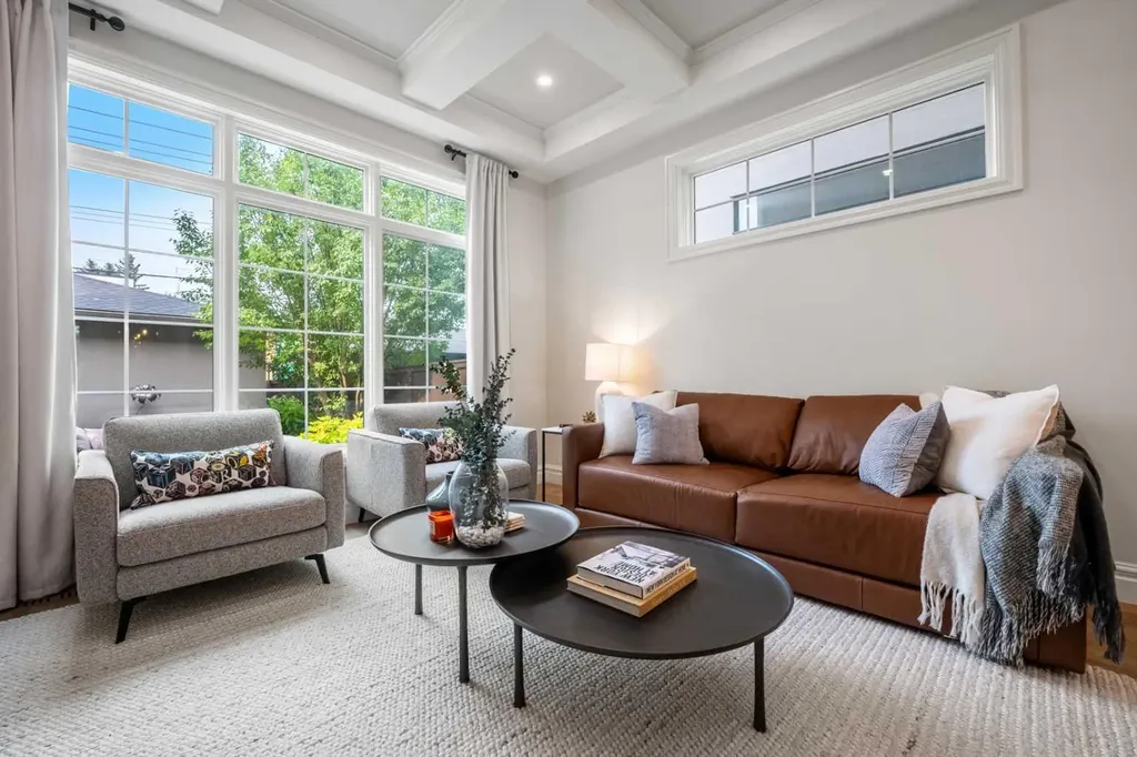 1716 50 Avenue SW Calgary AB T2T 2W1