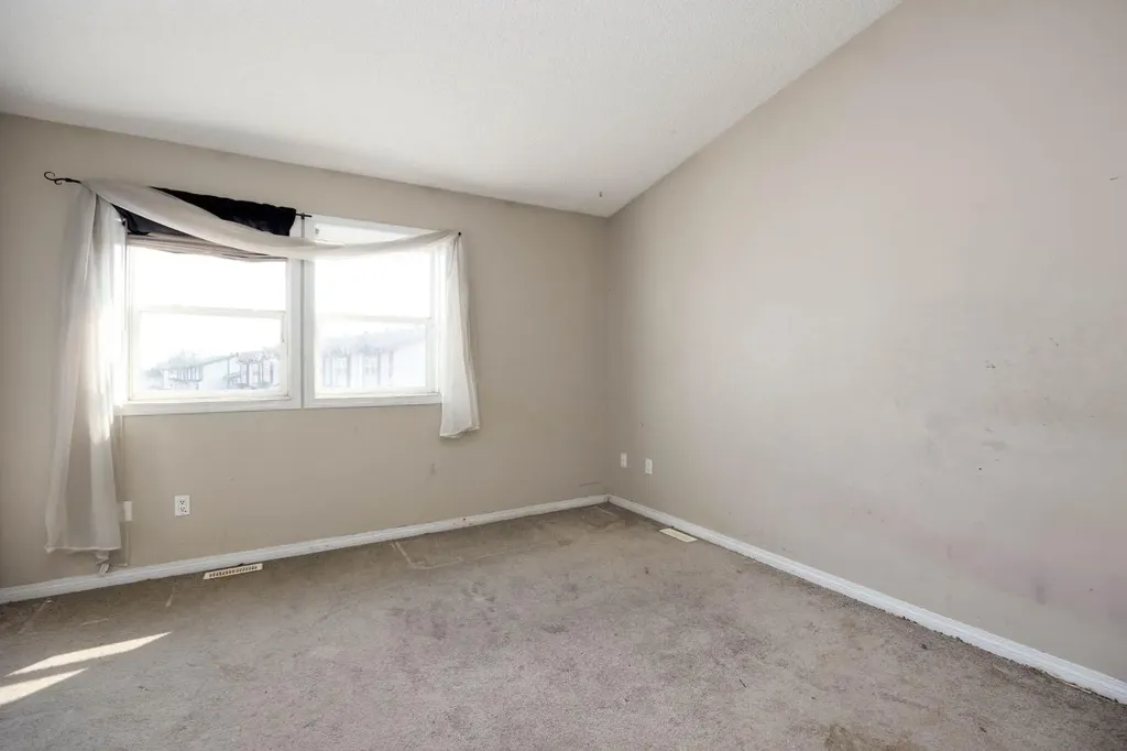 201 Arabian Drive Fort Mcmurray AB T9H 5R5