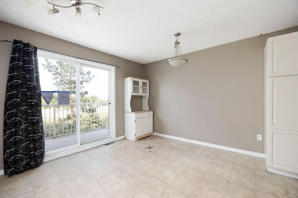 201 Arabian Drive Fort Mcmurray AB T9H 5R5