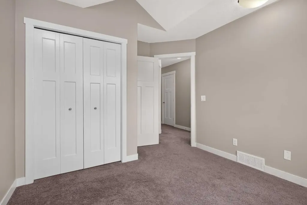 558 Evanston Manor NW Calgary AB T3P 0R8
