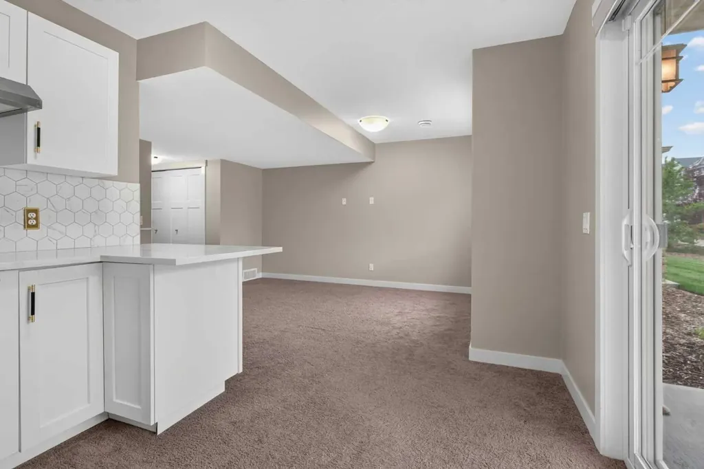 558 Evanston Manor NW Calgary AB T3P 0R8
