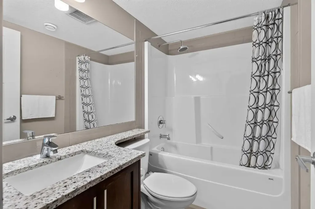 558 Evanston Manor NW Calgary AB T3P 0R8