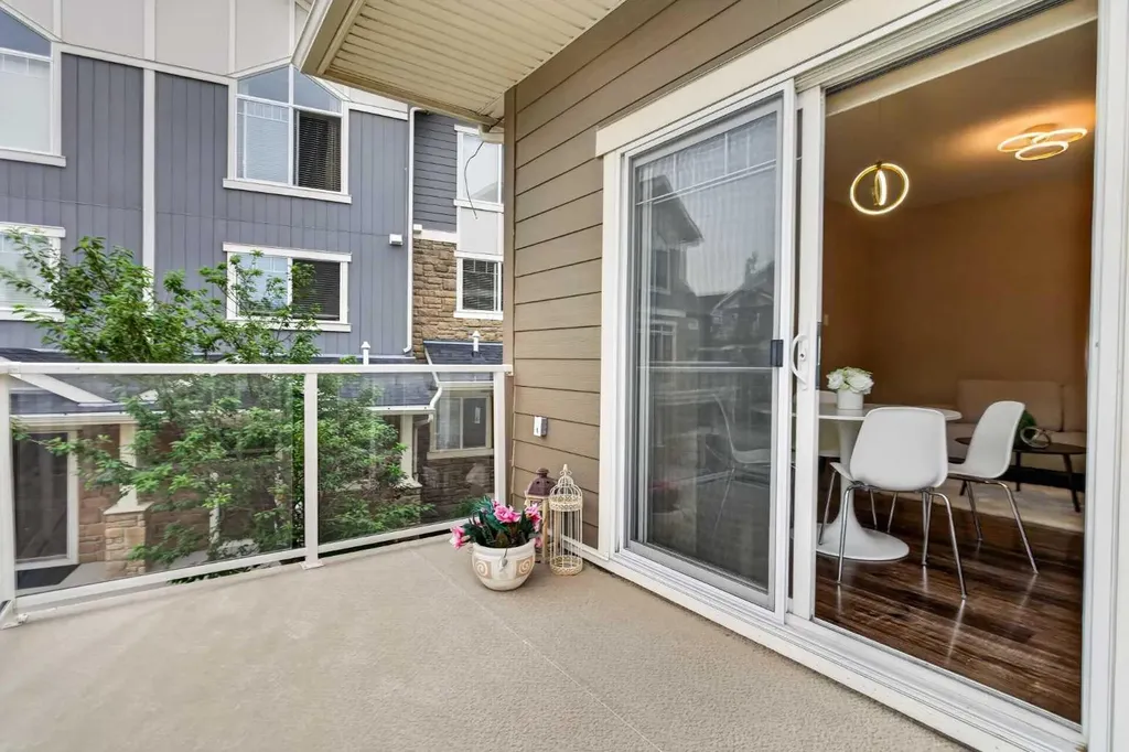 558 Evanston Manor NW Calgary AB T3P 0R8