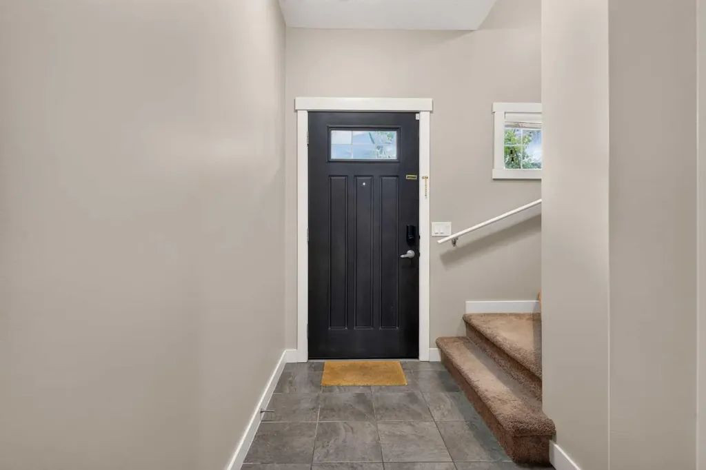 558 Evanston Manor NW Calgary AB T3P 0R8