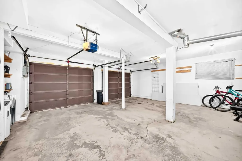 213 Point Mckay Terrace NW Calgary AB T3B 5B6
