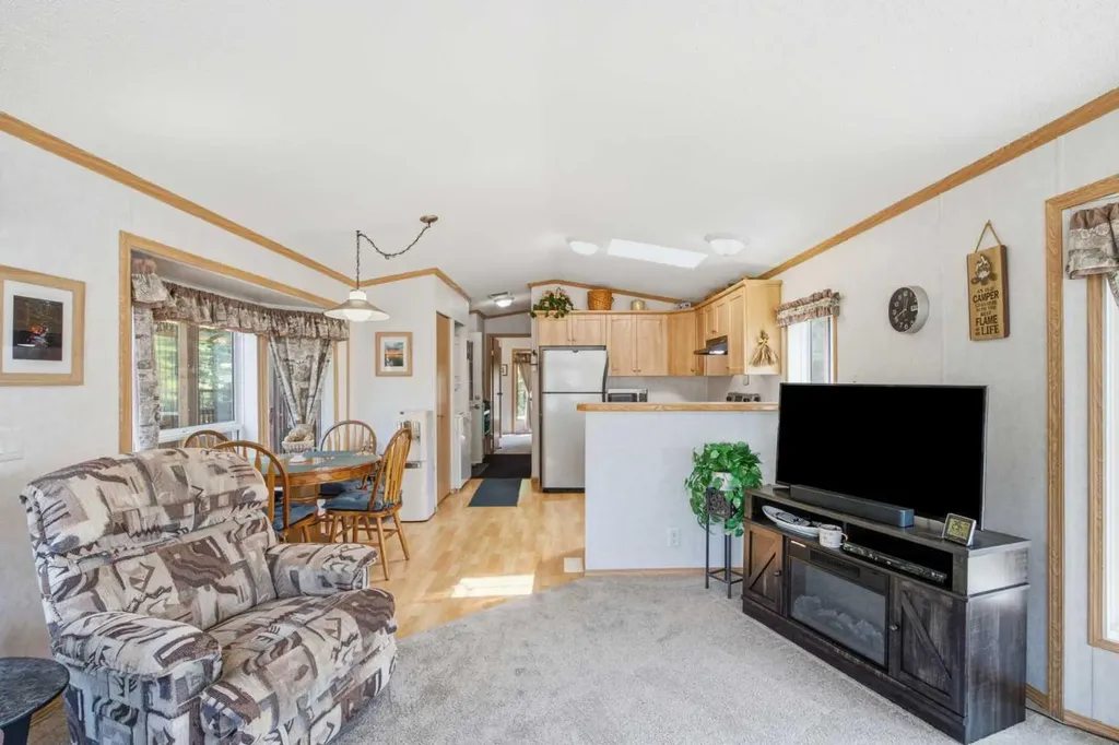 10046 Township Road 422 Rural Ponoka County AB t0c 2j0