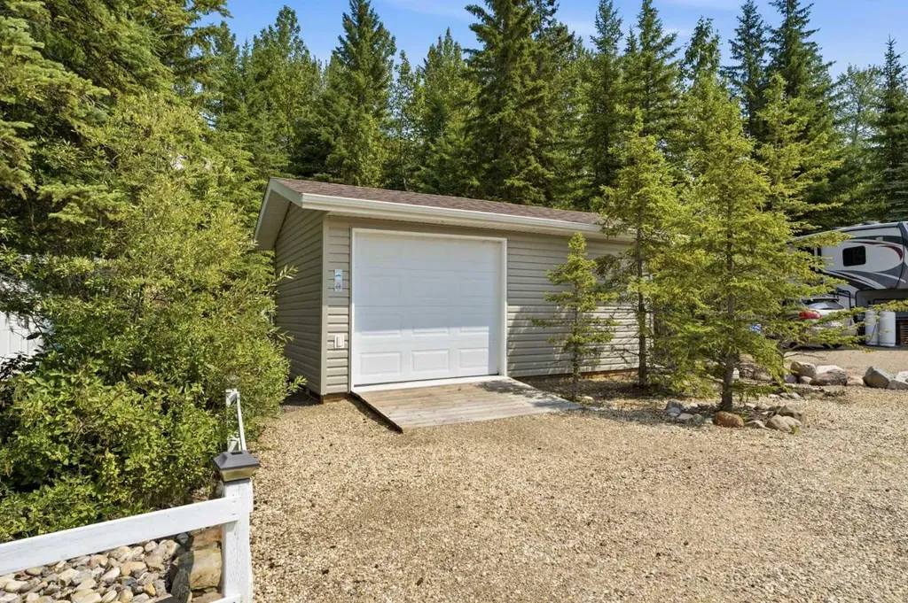 10046 Township Road 422 Rural Ponoka County AB t0c 2j0