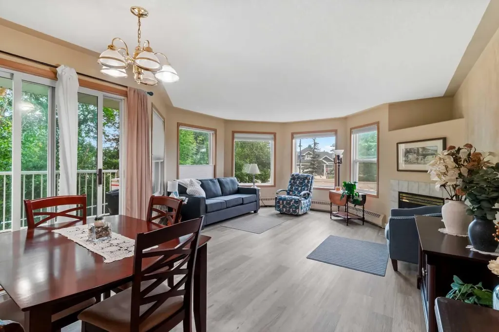 5435 Lakeshore Dr, Sylvan Lake AB T4S 1T2