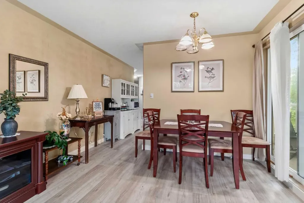 5435 Lakeshore Dr, Sylvan Lake AB T4S 1T2