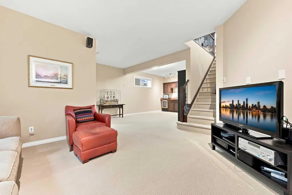 56 Wentworth Landing SW Calgary AB T3H5X1