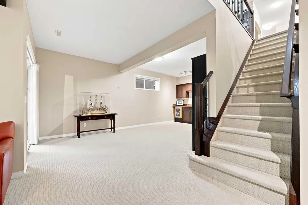 56 Wentworth Landing SW Calgary AB T3H5X1